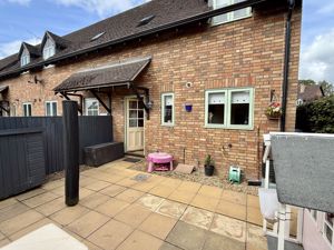 Photo 14- click for photo gallery